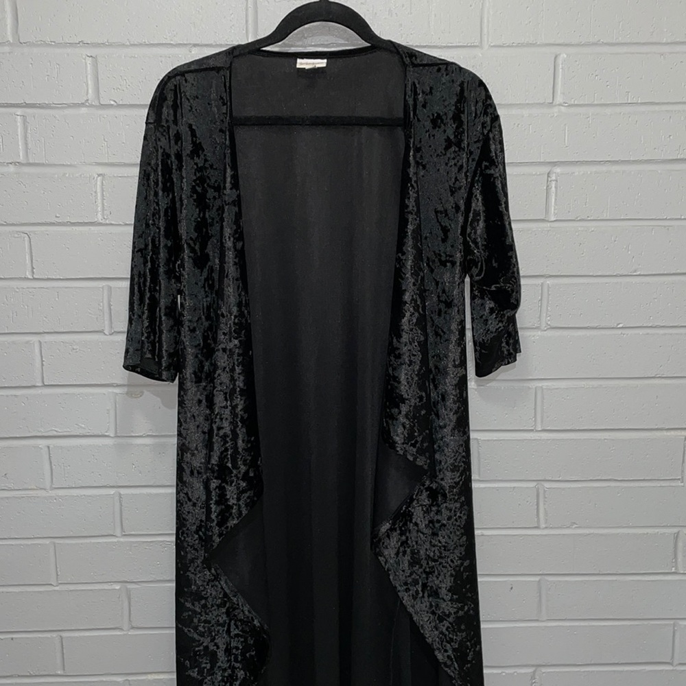 Velvet kimono